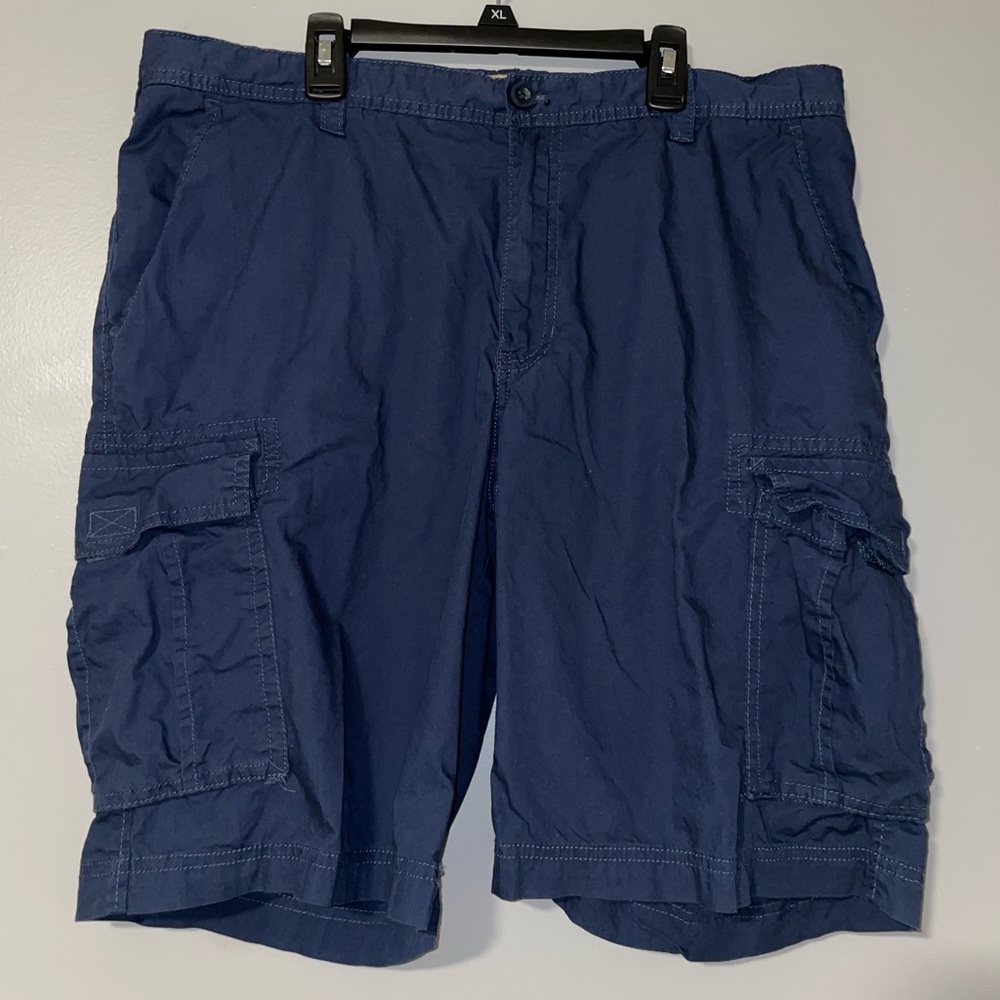 🐟Izod Men's Blue Cargo Shorts